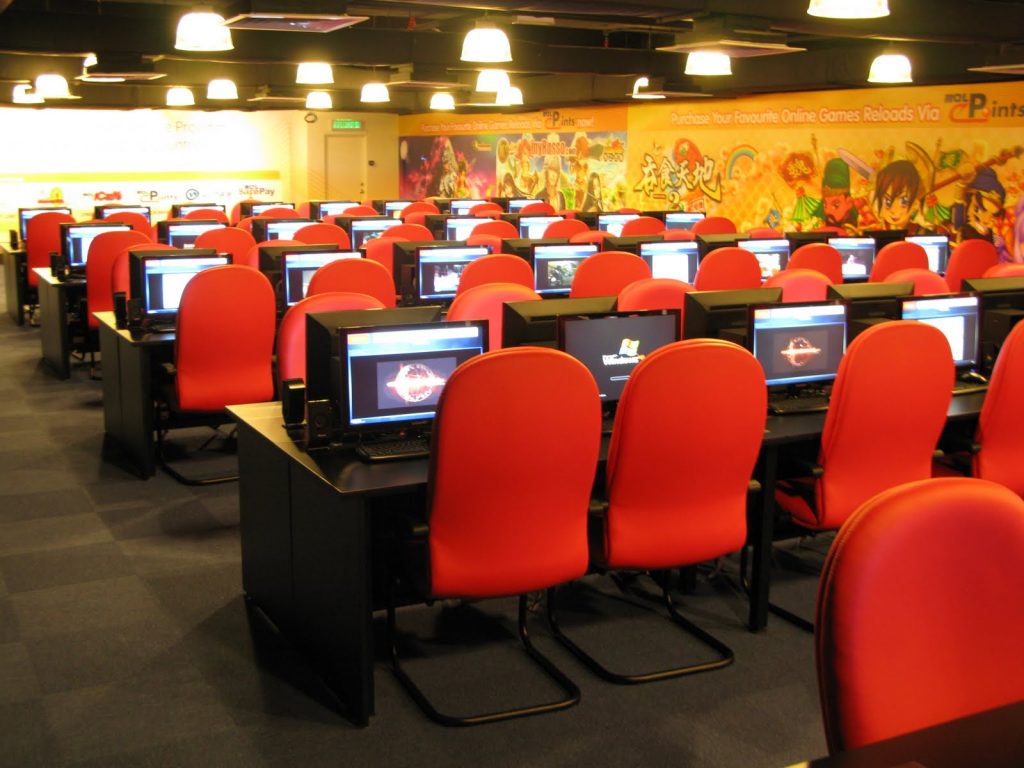 Comment gérer un cybercafé ? – Très Cyber
